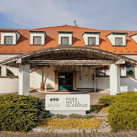 Prachárna Park Hotel Alamóc Kültér fotó